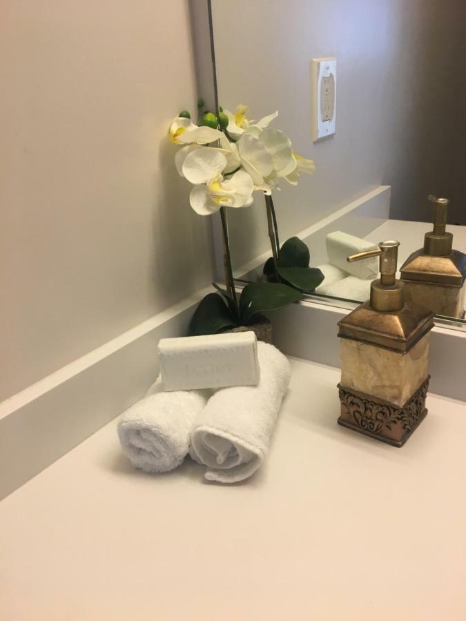 Luxurious Highrise 2B 2B Apartment Heart Of Downtown La Los Angeles Bagian luar foto